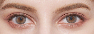 Close-up Video featuring model displaying Pink Label Flirty Grey contact lenses