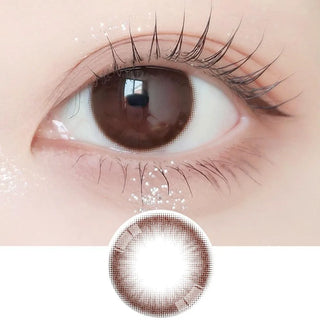 Close-up shot of model's eye adorned with Ann365 JUST Choco daily color contact lenses with prescription, paired with clean-girl eye makeup, showing the brightening and enlarging effect of the circle contact lens on dark brown eyes, above a cutout of the contact lens with limbal ring on a white background.