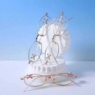 EyeCandys Marquee metal geometric eyeglasses for wide faces – available in trendy Rose Gold, Silver, and Gold. Ideal for prescription lenses, transition photochromic options, Zeiss HMC, blue light protection, and polarized sunglasses.