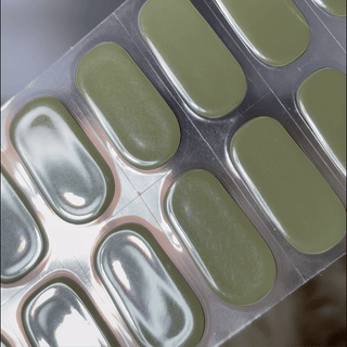 EyeCandys Avo-Cat-O Gel Nail Sticker showcases a playful blend of avocado green and neutral tones with cute cat accents—perfect for adding a quirky, charming twist to your everyday manicure. This semi-cured gel set balances fun and style, ideal for cat lovers, cozy vibes, or creative nail looks that stand out without trying too hard.