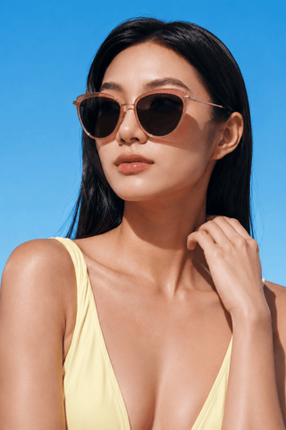 Shelly sunglasses model shot