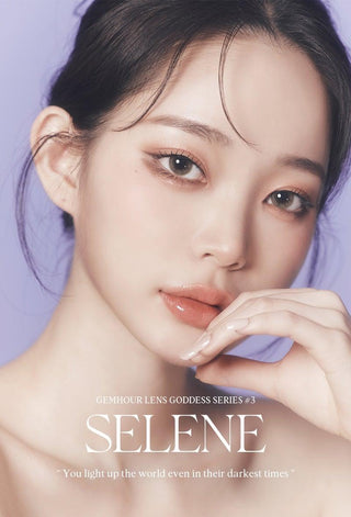 Asian model demonstrating a K-idol-inspired look with Gemhour Selene Hazel coloured contact lenses, highlighting the instant brightening and enlarging effect of the circle contact lenses over dark irises.