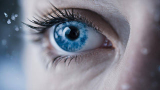 Keep Your Eyes And Colored Contact Lenses In Top Condition During Winter