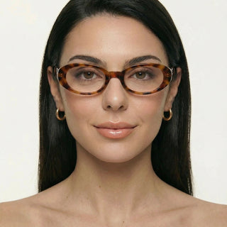 Jellicle Oval Glasses