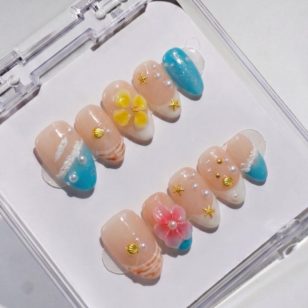 Tahiti Feeling Short Almond Nail Art Summer Press-On Nails
