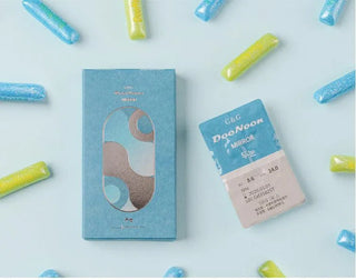 Variety of DooNoon Mirror Clear Monthly contact lens colors displayed, with closeups of an eye wearing the contact lens colors, and with a model wearing the contact lens colors showing realistic eye-enlarging effect from various angles.