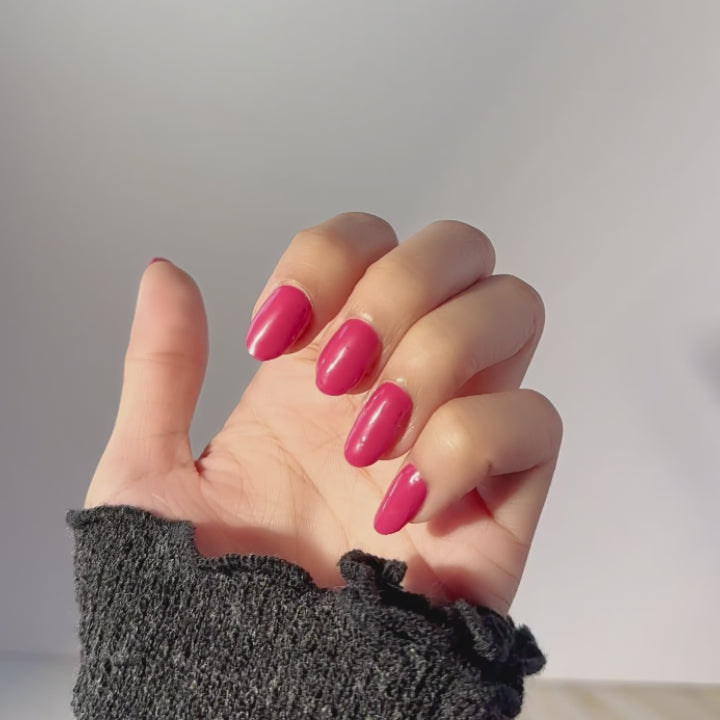 EyeCandys Holiday Bundle Gel Nail Stickers – festive DIY gel manicure set featuring vibrant holiday-inspired colors and designs. Easy-to-apply, long-lasting, and non-toxic gel nail stickers perfect for Christmas, New Year, or winter celebrations.