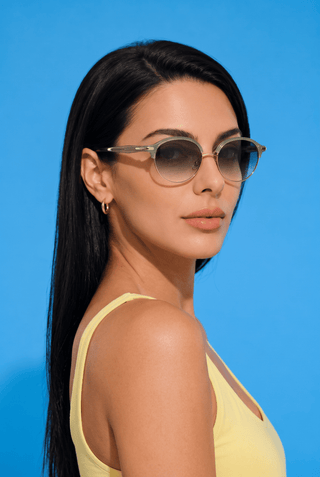 Santorini Round Sunglasses model shot
