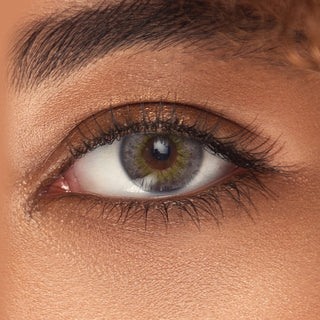 Innovision Elite II: 3-tone Violet Natural Color Contact Lens for Dark Eyes - EyeCandys